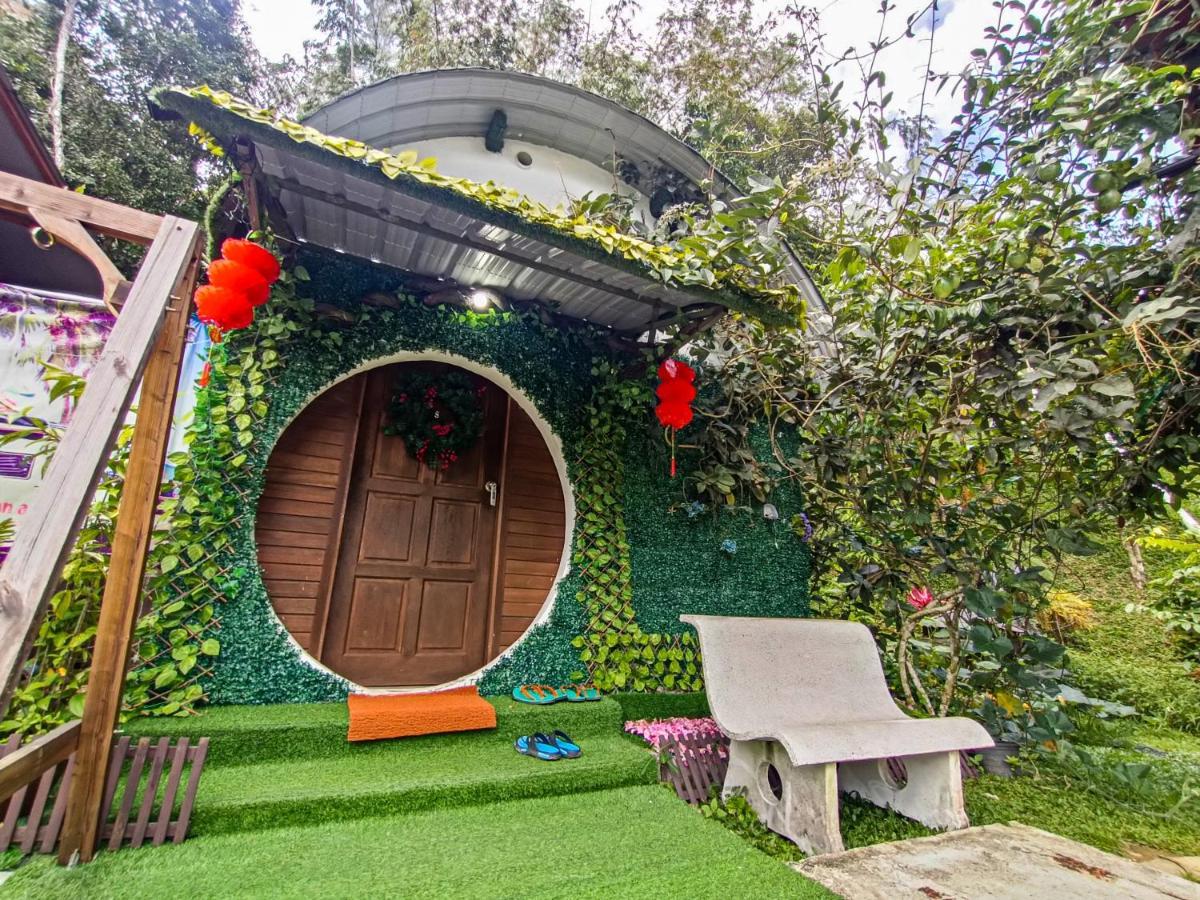 Genting Greenwoods Tiny Houses & Events Hall Genting Highlands Exteriör bild