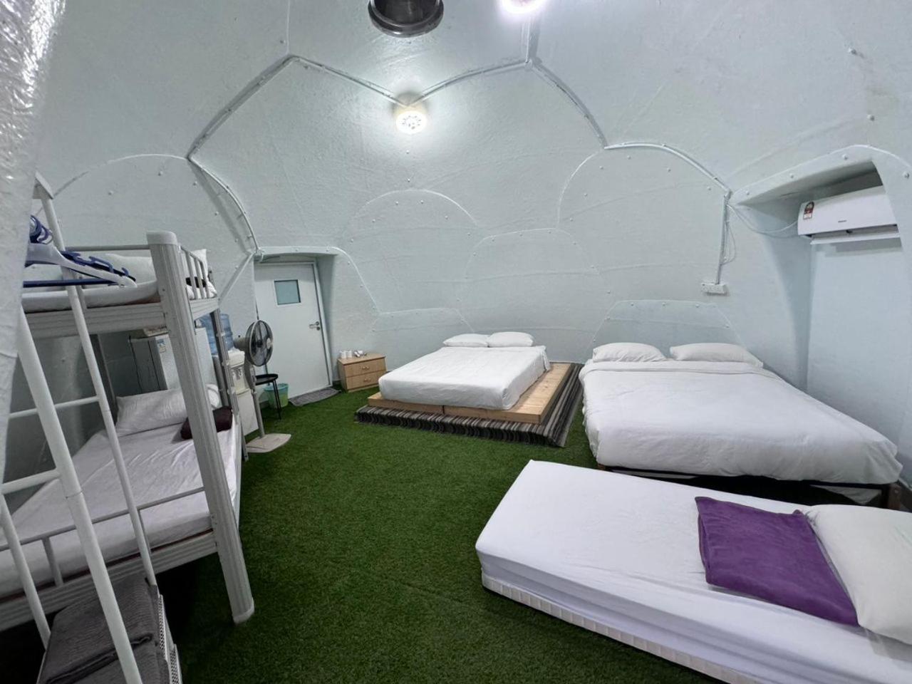 Genting Greenwoods Tiny Houses & Events Hall Genting Highlands Exteriör bild